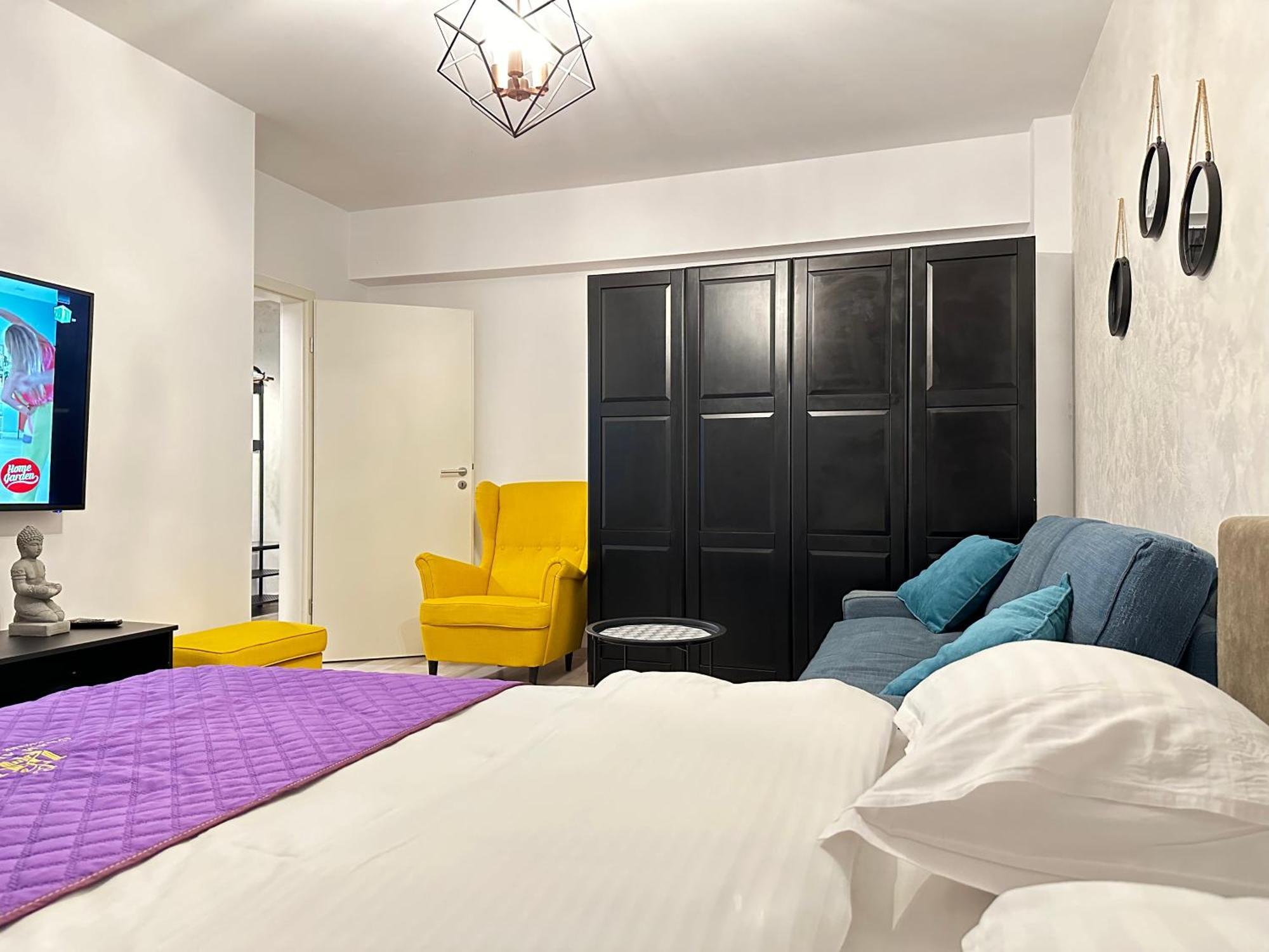 Coresi Mall Area Studios & Apartments By Glam บราชอฟ ภายนอก รูปภาพ