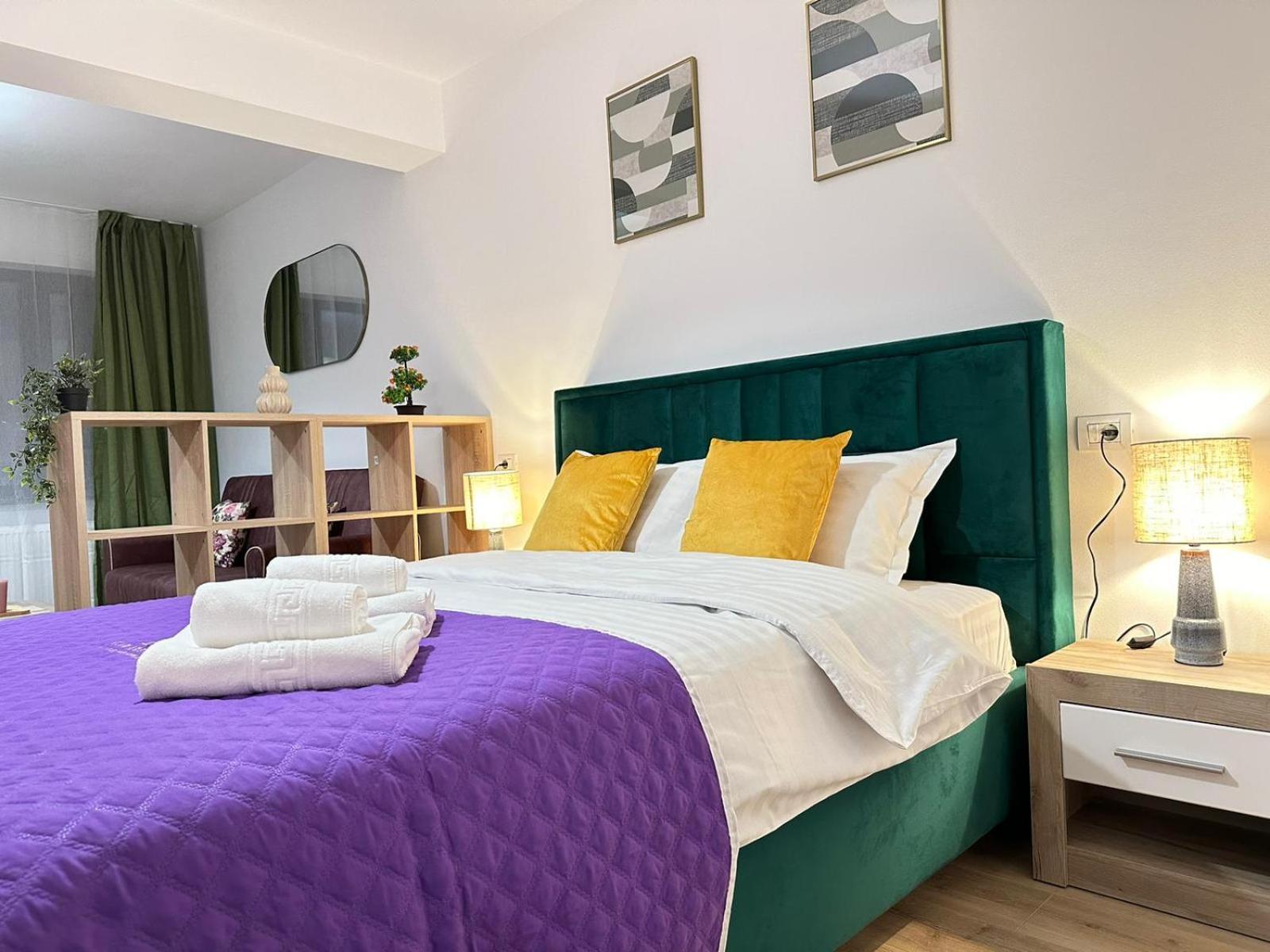 Coresi Mall Area Studios & Apartments By Glam บราชอฟ ภายนอก รูปภาพ