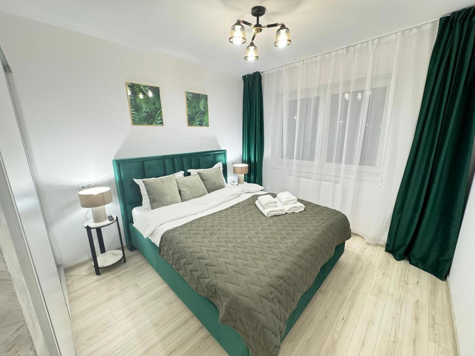 Coresi Mall Area Studios & Apartments By Glam บราชอฟ ภายนอก รูปภาพ