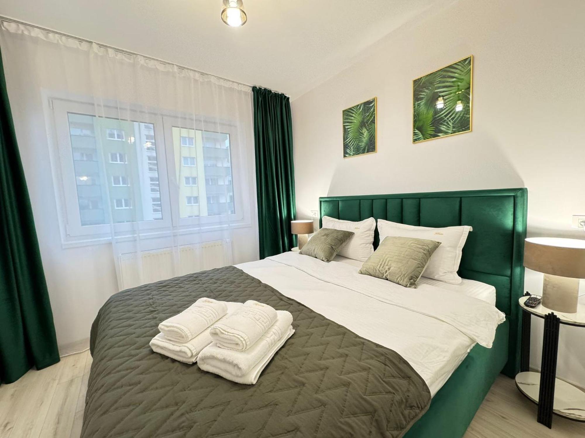 Coresi Mall Area Studios & Apartments By Glam บราชอฟ ภายนอก รูปภาพ
